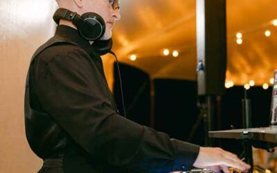 Become a Professional Wedding DJ: 5 Areas You’ll Need To Thrive